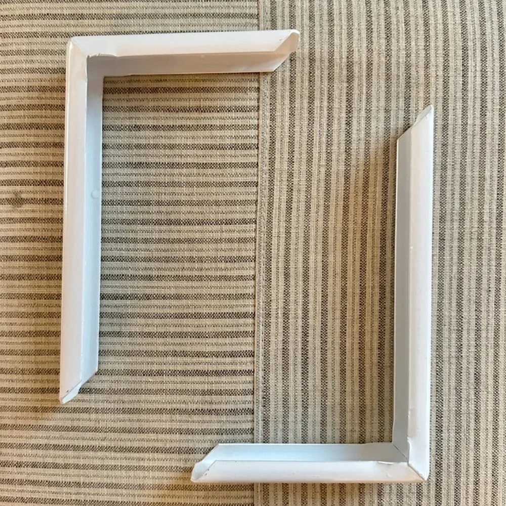 2ct White Designer Steel Shelf Brackets